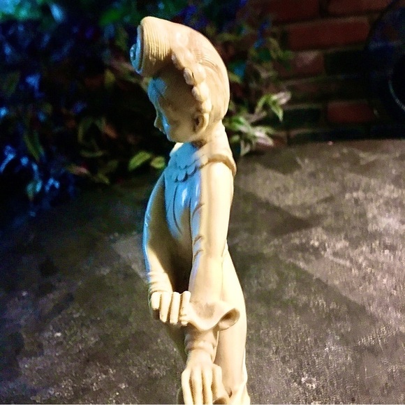 ASIAN LADY STATUE MADE IN ITALY COMPOSITION SIGNED BY ARTIST AND RESEMBLES IVORY - Picture 10 of 12
